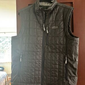 Stio Men's Black Quilted Azura Insulated Vest